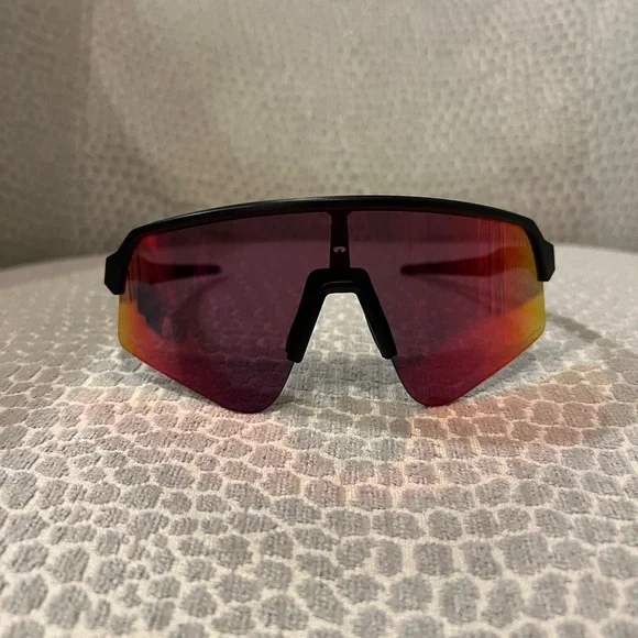 *Brand New* Oakley Sutro lite Sweep Sunglasses